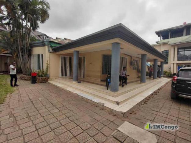 House - Neighborhood GB