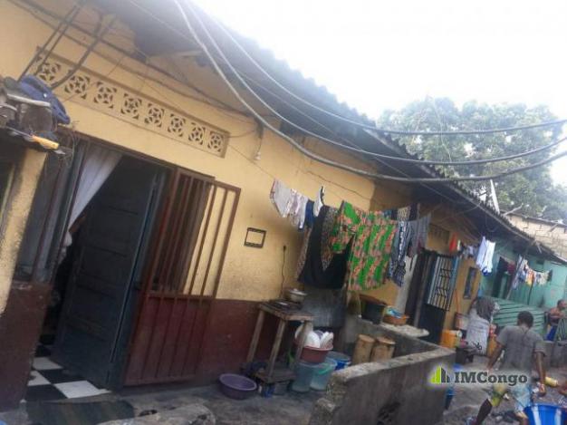 Parcelle - Quartier Yolo-Sud (Ref: arret goa)