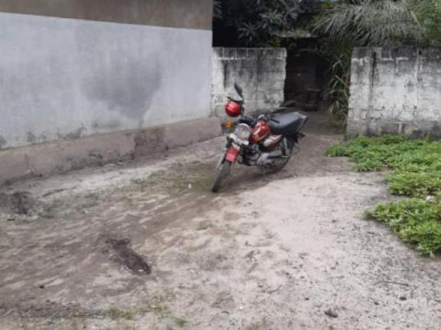 Plot - Neighborhood Motel-Fikin