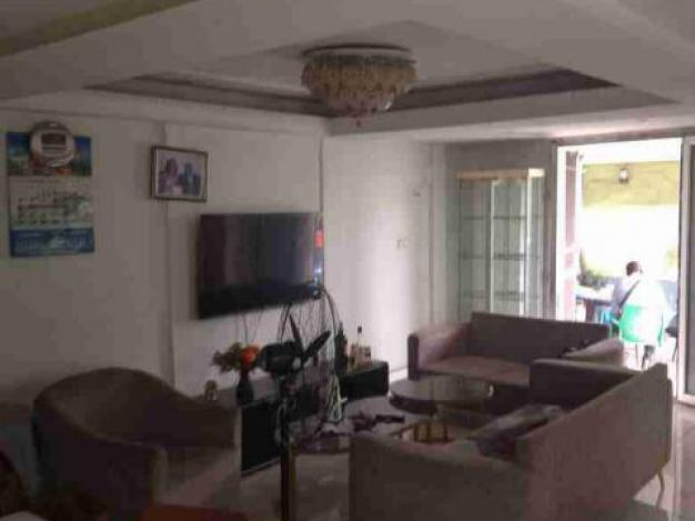 House - Neighborhood Matonge