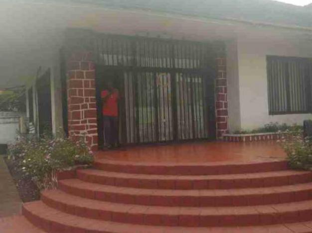 House - Neighborhood industriel