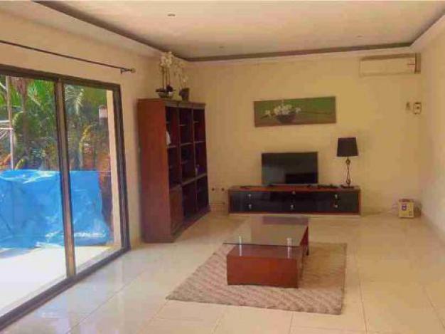 Apartment - Neighborhood Chanic