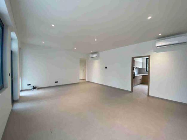 Apartment - Downtown