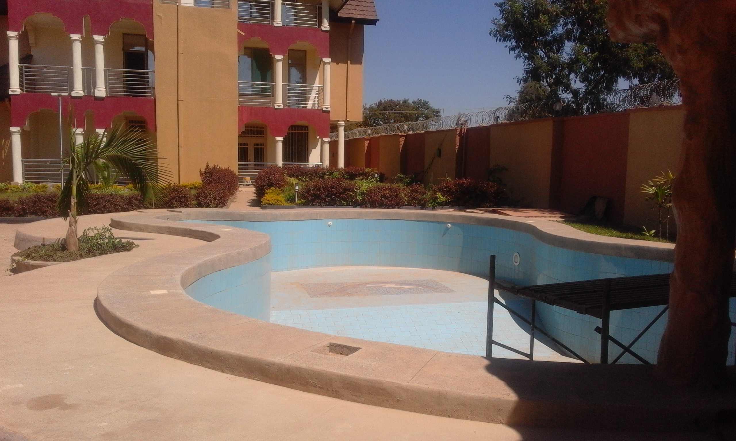 Linda Lodge II real estate complex